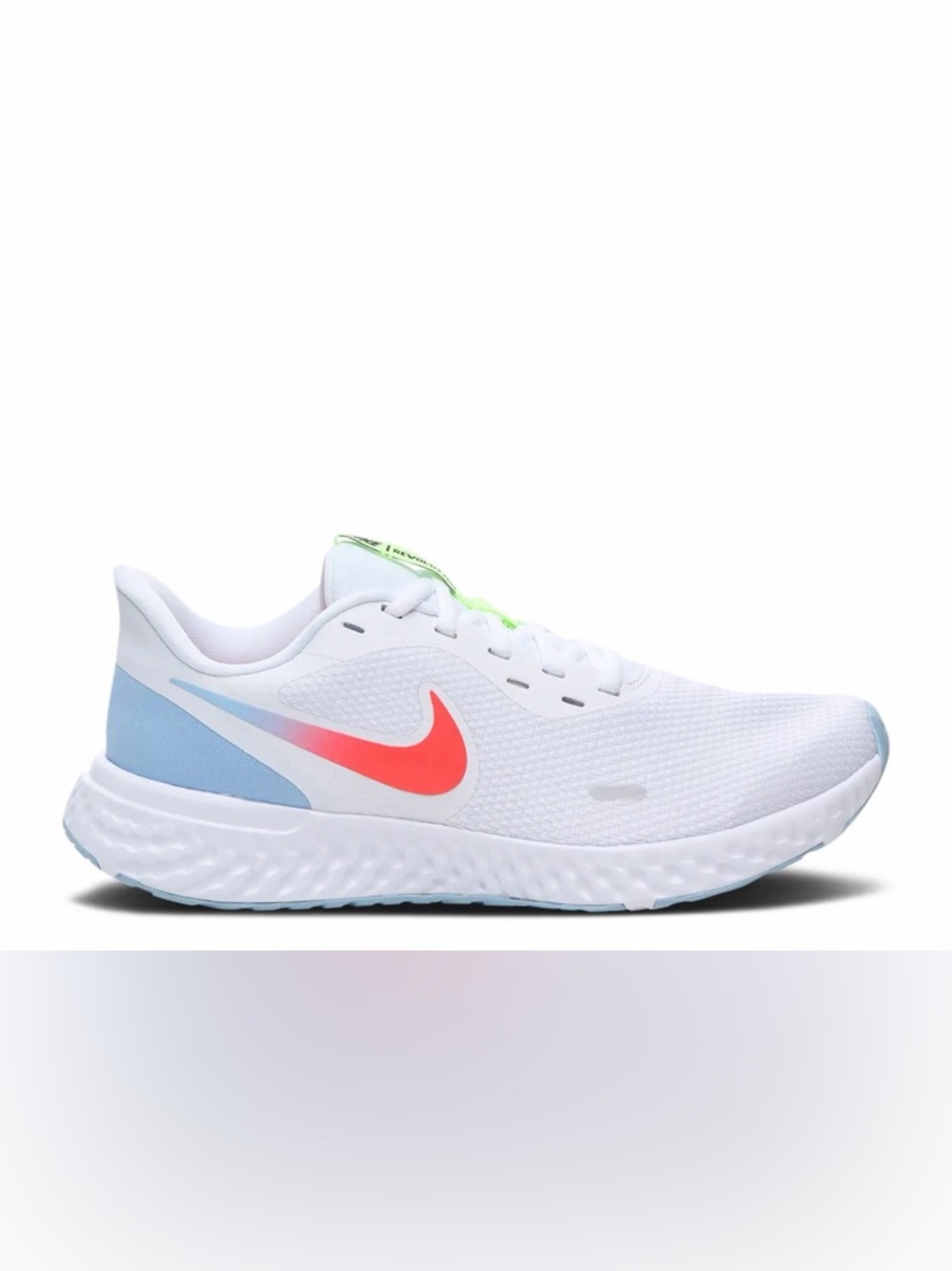Nike Revolution Women’s White Running 🔥Size 10